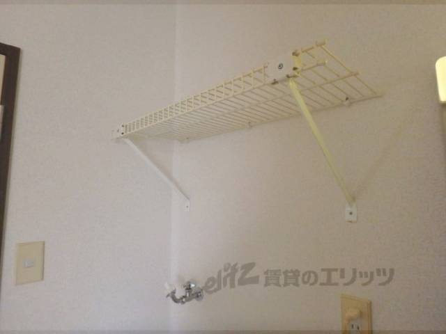 洗濯機置場　棚