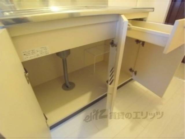 キッチン　キッチン下部収納