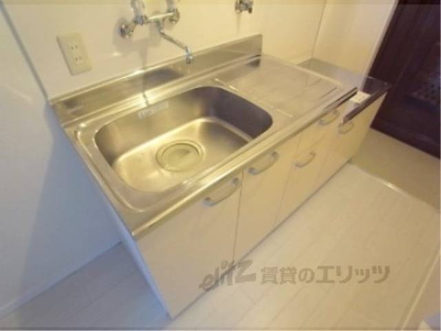 キッチン　清潔感のあるキッチンです