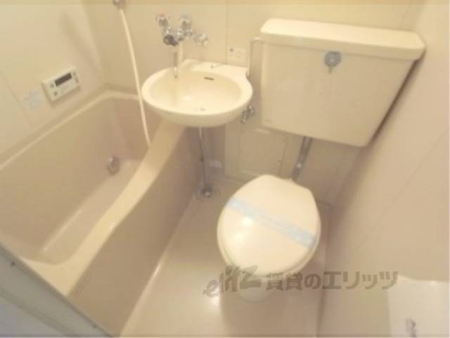 ユニットバス　ユニットバスなので便利です