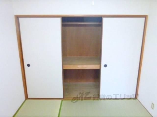 収納　押入れの様子