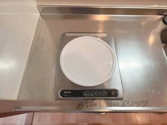 キッチン　コンロ