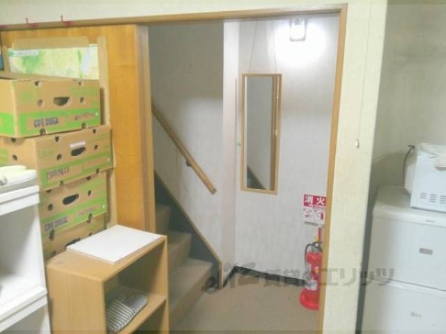 玄関　共同玄関