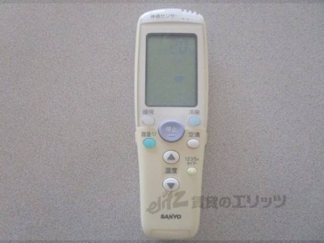 エアコンリモコン