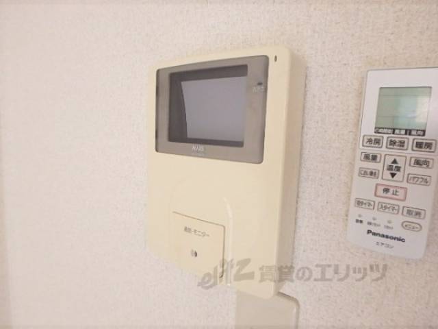 玄関モニター