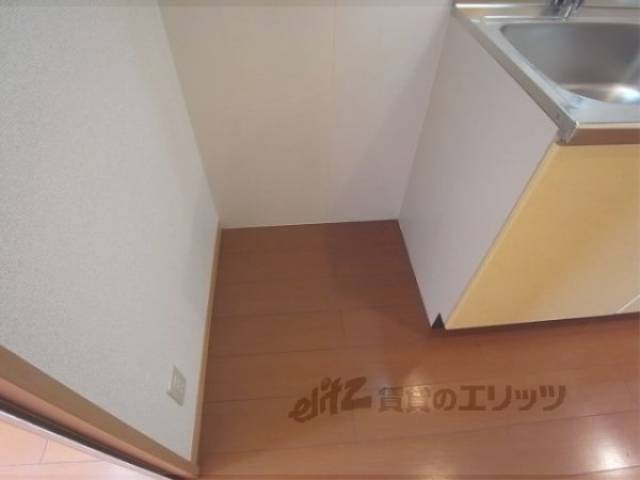 冷蔵庫置き場