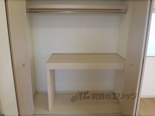 収納　縦長の物も収納できます