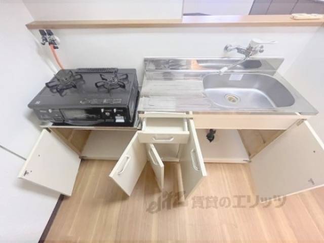 キッチン　下部収納
