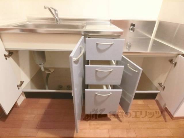 キッチン　収納