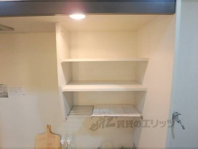 キッチン　収納上