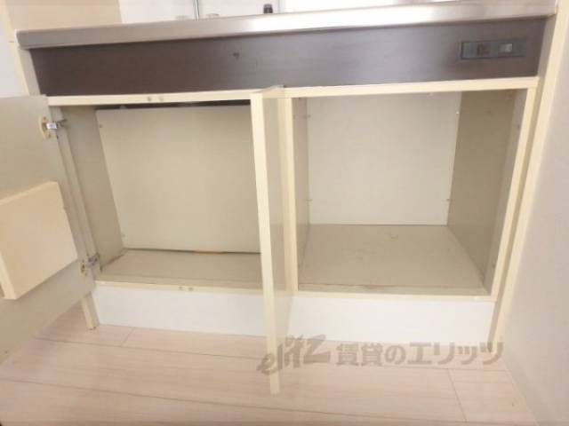 キッチン　収納