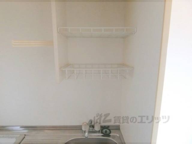 キッチン　上部棚