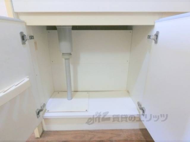 キッチン　下部収納