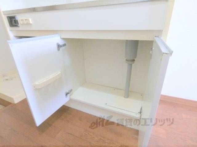 キッチン　下部収納