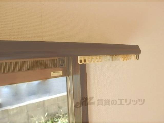 カーテンレール