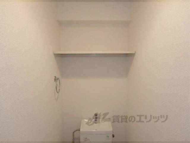 収納　トイレ上