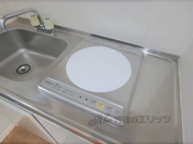 キッチン　コンロ