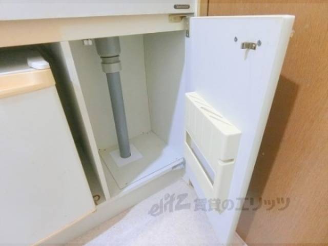 キッチン　下部収納