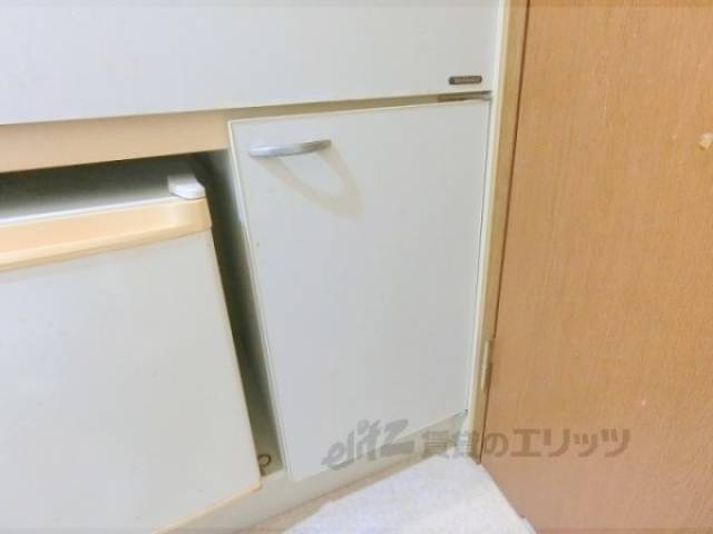 キッチン　下部収納