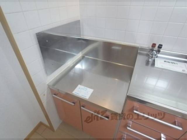 キッチン　コンロ置き場