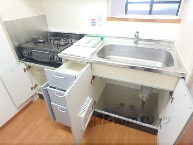 キッチン　収納