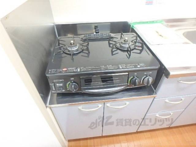 キッチン　コンロ