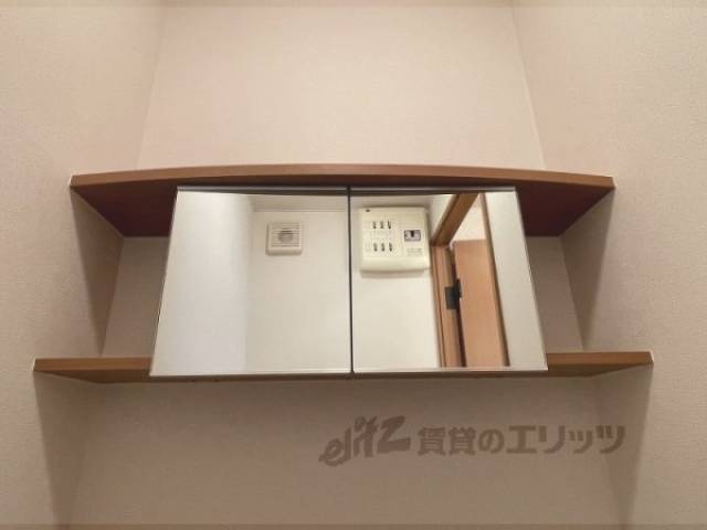 トイレ　収納