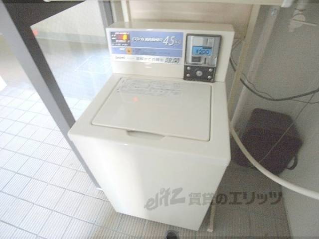 洗濯機置場　共同洗濯機
