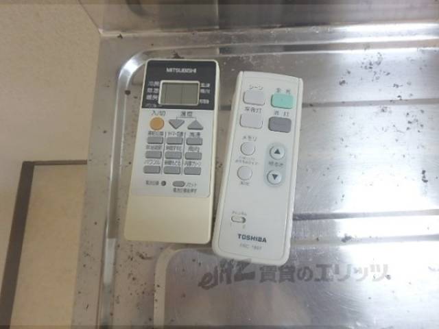 エアコンリモコン