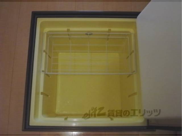 キッチン　床下収納