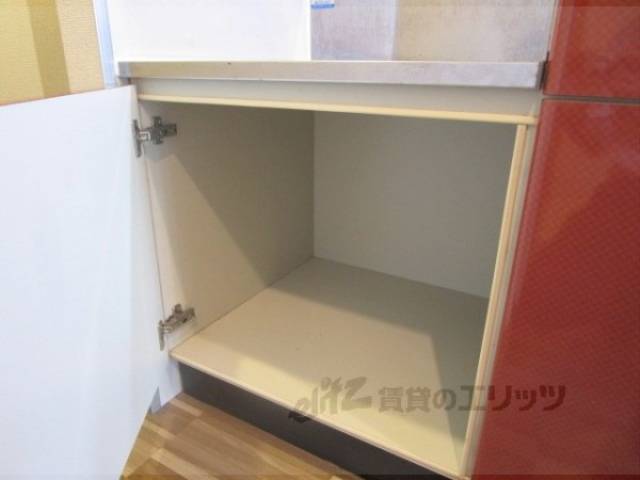 キッチン　下部収納