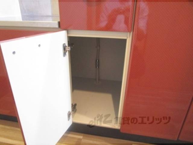 キッチン　下部収納