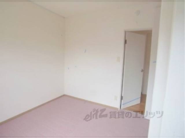 洋室　南向きのお部屋になります