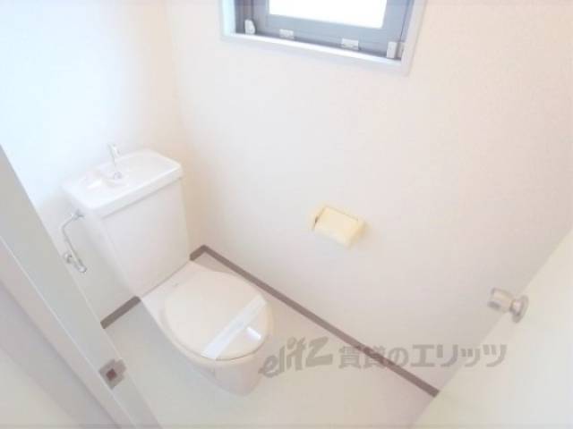 トイレ　トイレもきれいに清掃されています。
