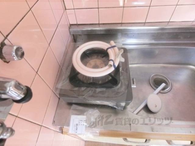 キッチン　コンロ置き場