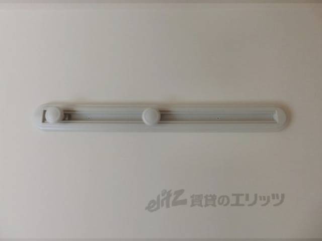 玄関　ハンガー掛け