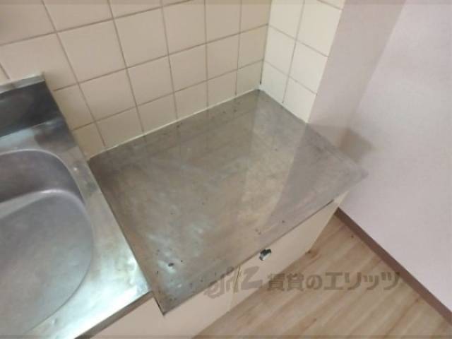 キッチン　コンロ置き場