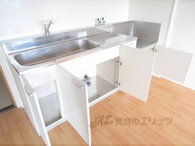 キッチン　下部収納