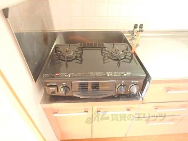 キッチン　コンロ置き場