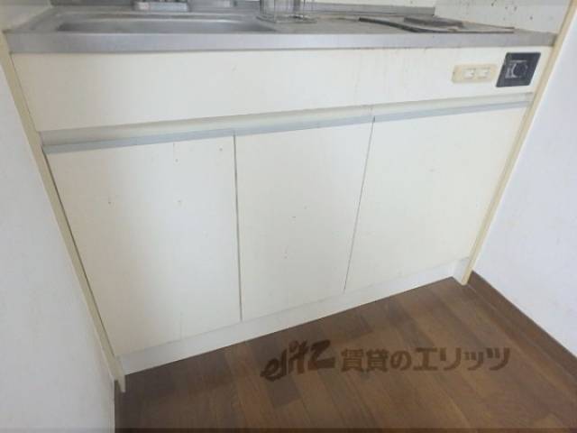 キッチン　下部収納