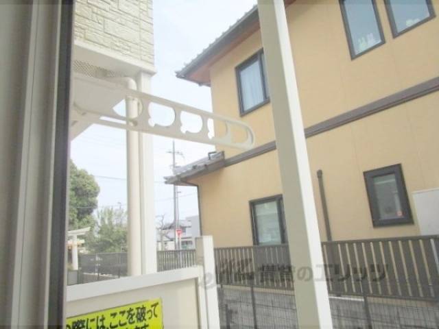 洗濯物干し竿置き