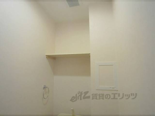 トイレ　物置台