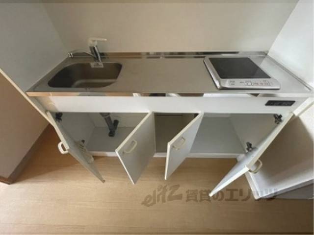 キッチン　下部収納