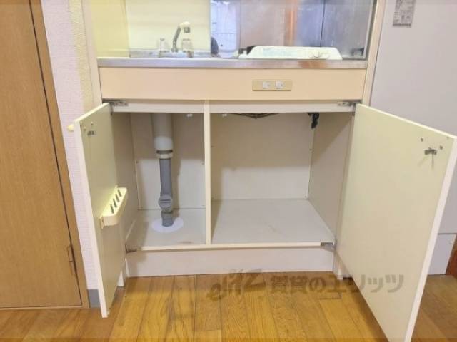 キッチン　下部収納