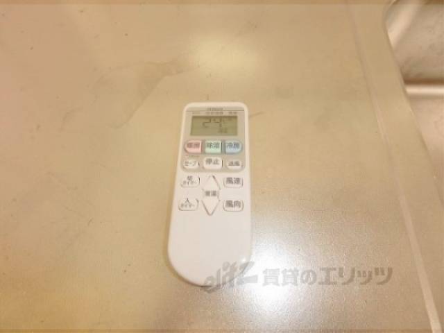 エアコン　リモコン