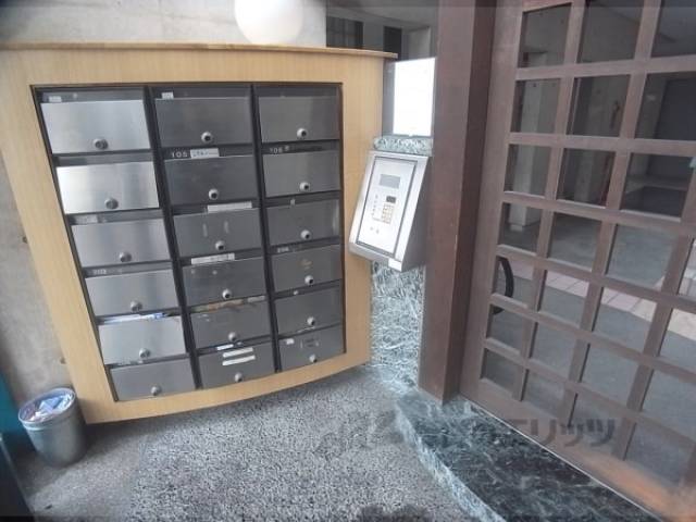 郵便受け　大き目郵便受け。