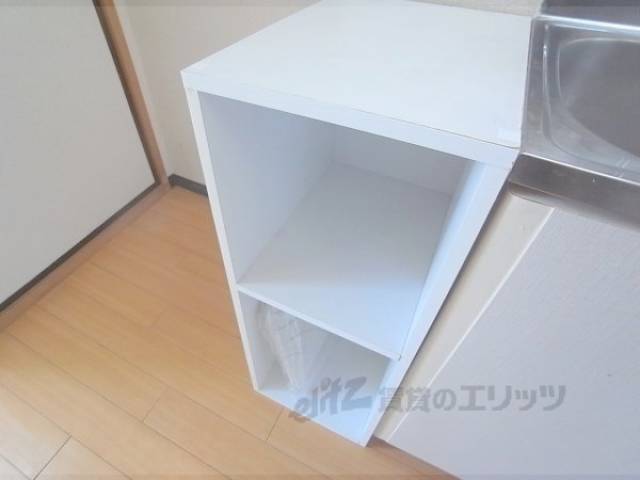 収納　棚までついています