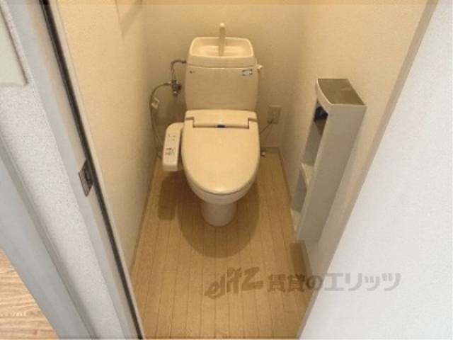 トイレ　換気扇