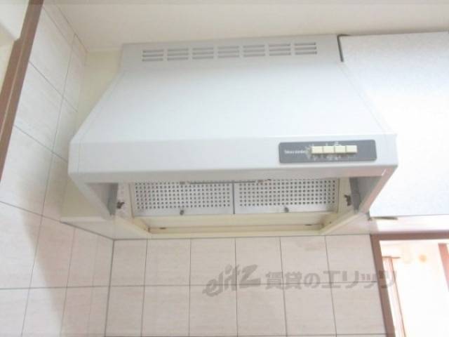 キッチン　換気扇