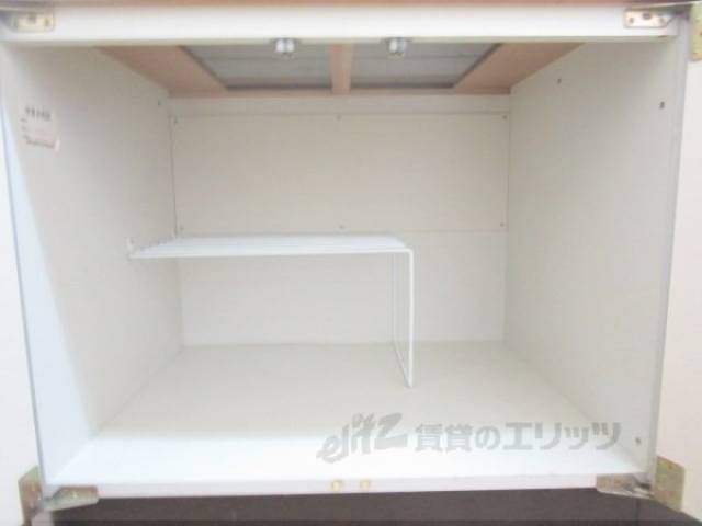 キッチン　キッチン下部収納